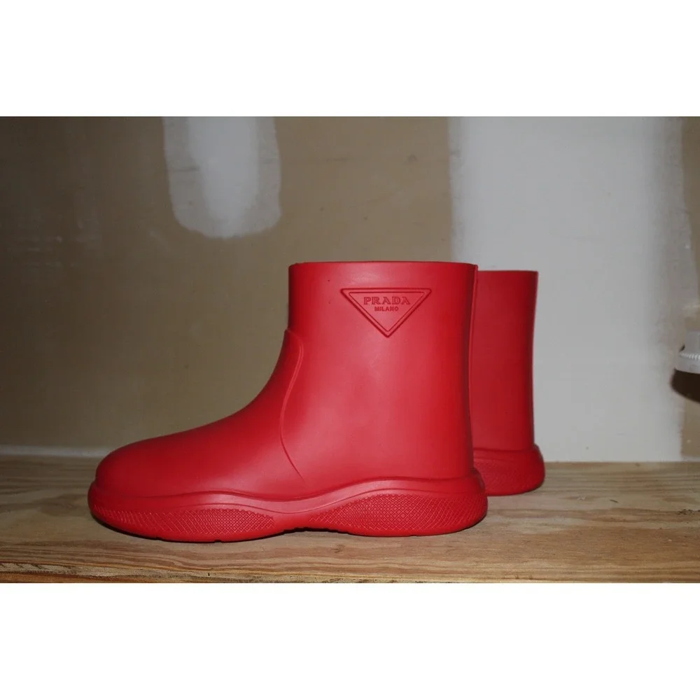Prada Red Rubber Rain Boots Ankle Logo Monolithic Chunky Sole Mens Size 44‎
